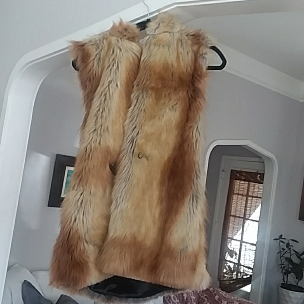 Redfox spirithood